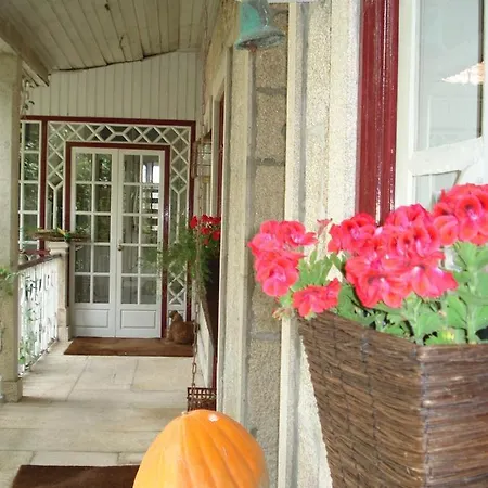 Casa D'aldeia De Souto De Lafoes * Oliveira de Frades