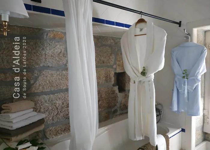 Casa D'aldeia De Souto De Lafoes オリヴェイラ・デ・フラデス