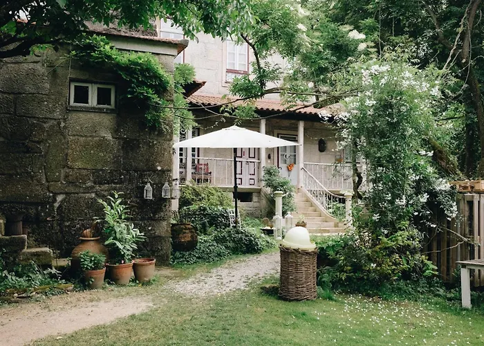 Casa D'aldeia De Souto De Lafoes * オリヴェイラ・デ・フラデス